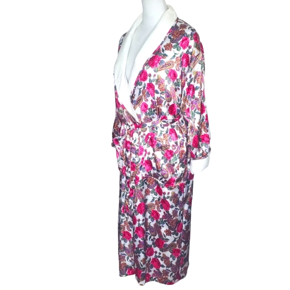 Cachet Gold Label Vintage 80's Silky Soft Paisley & Roses Robe - Picture 3 of 7